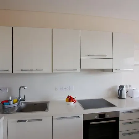 Opera Exclusive Apts By Trulycyprus ليماسول