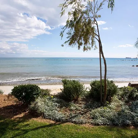 アパート Opera Exclusive Apts By Trulycyprus