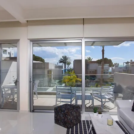 公寓 Opera Exclusive Apts By Trulycyprus *